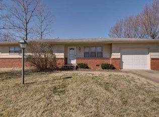 1345 Kevin Dr, Mount Vernon, MO 65712