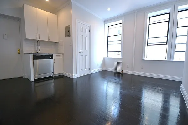 Rented by Westminster Management | media 35