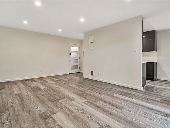 5th image of 630 Masonic Way APT F
