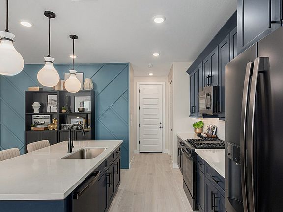 7th image of this home