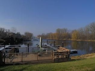 1333 Lauderdale Pl, Onalaska, WI 54650