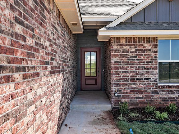 2nd image of 2167 Hux Dr