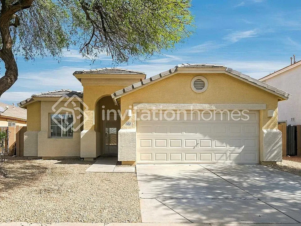 537 S 150th Dr