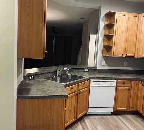 4th image of 14149 Waterville Cir