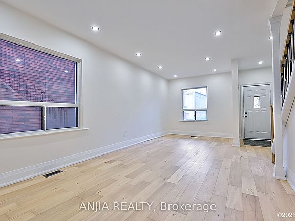 3rd image of 36 Gough Ave