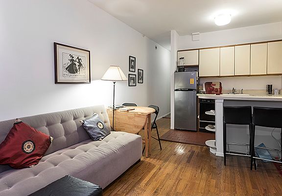 2nd image of 1264 Amsterdam Ave APT 1C