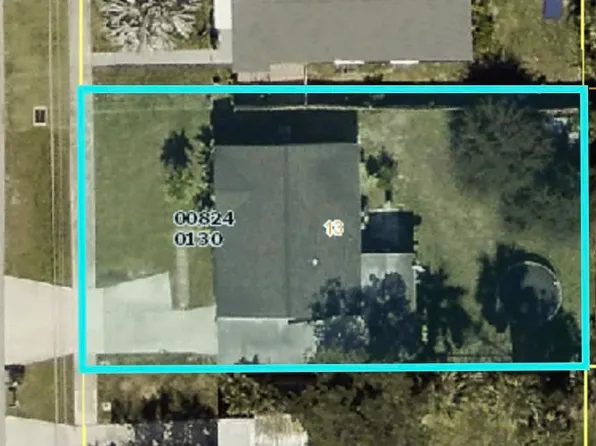 3841 Maxine St, Fort Myers, FL 33901