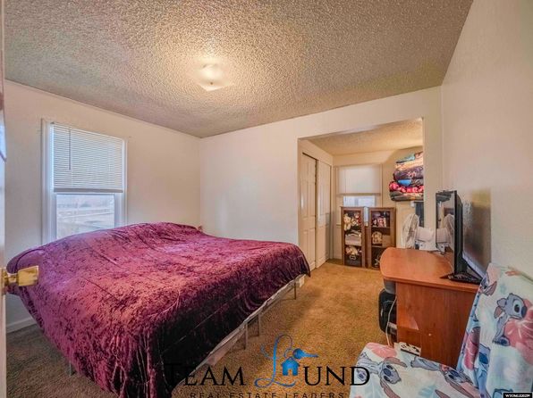 casper-wyoming-447262043 picture