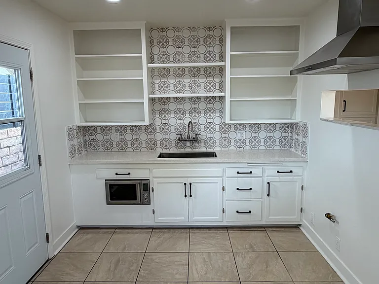 4371 Overland Ave #1 — Photo 3