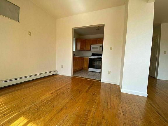 3rd image of 4336 Baychester Ave #2