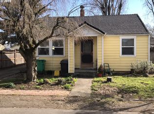 9512 NE Gertz Cir, Portland, OR 97211