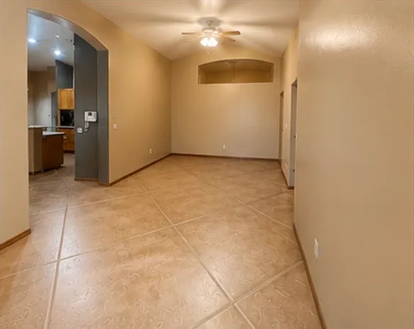 1448 E Lester St — Photo 18