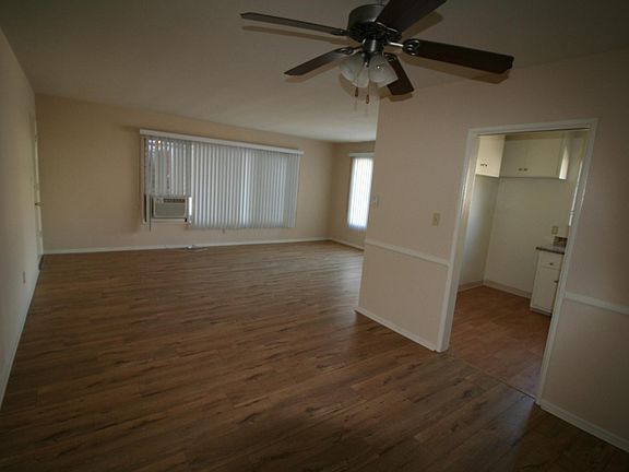 5th image of 1460 Rexford Dr APT 1