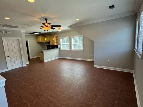 12367 Village Maison Dr #A, Walker, LA 70785