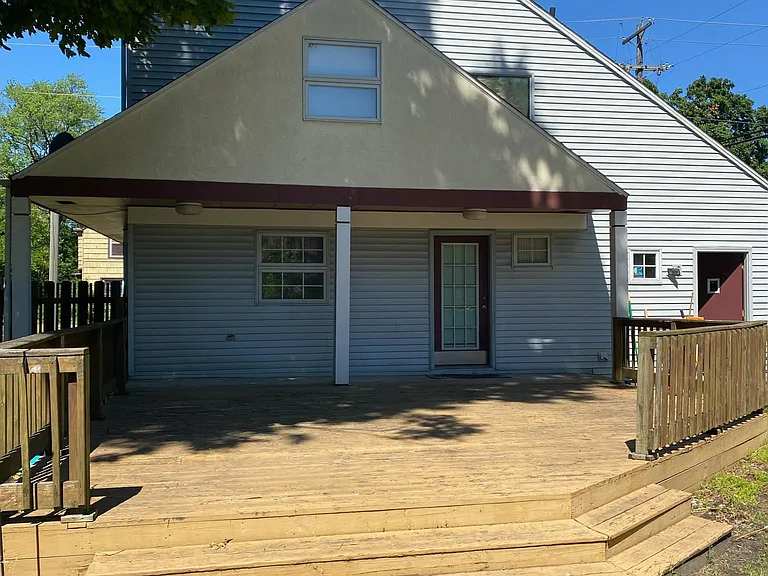 618 Fellows St — Photo 3