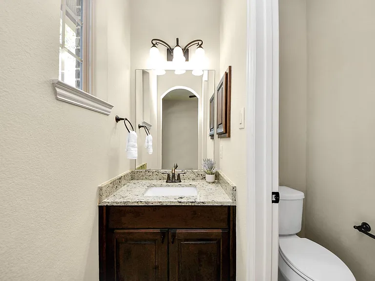 17307 Pentland Ct — Photo 25