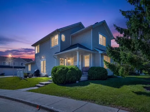 4425 Mills Civic Pkwy Unit 1201, West Des Moines, IA 50265
