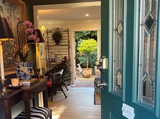 2585 Sinclair Rd #7, Saanich, BC V8N1C1