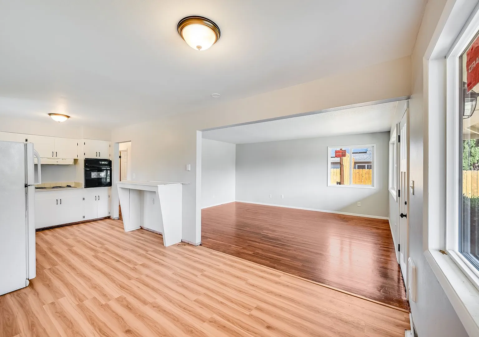 Beautifully Remodeled 3-Bed Bungalow in SE Portland! — Photo 2