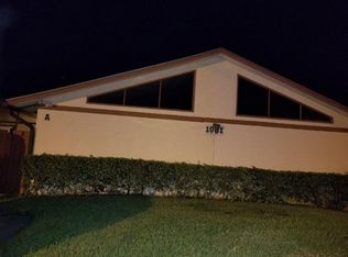 1081 Summit Place Cir APT A, West Palm Beach, FL 33415