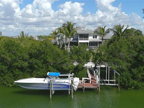 5th image of 161 Kettle Harbor Dr