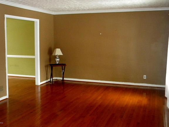 norton commons and jenica way 032.JPG