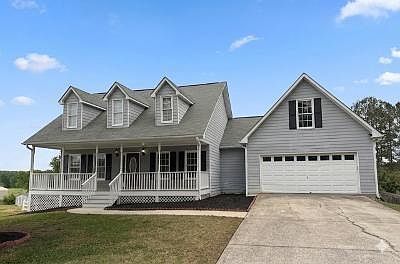 1st image of 753 Coleen Dr