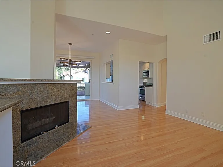 16 Savona Ct — Photo 9