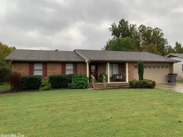 38 Sundale Cir, Paragould, AR 72450