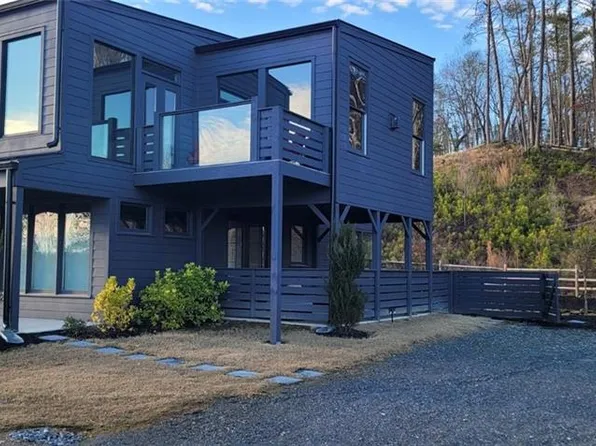 109 Marina Parc Dr, Waleska, GA 30183