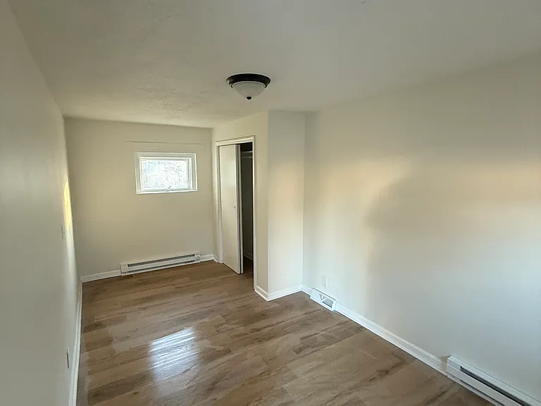 832 E Brookline St — Photo 7