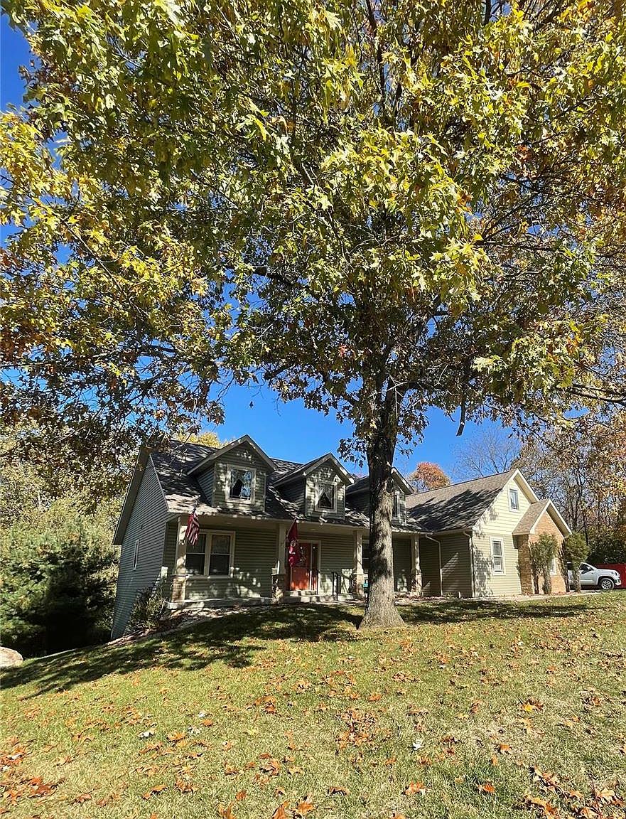 490 Grafton Hills Dr, Grafton, IL 62037 Zillow