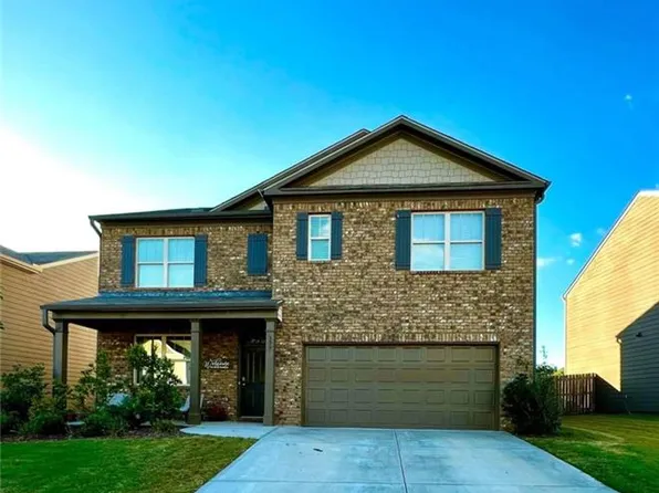 359 Maple Brook Dr, Dawsonville, GA 30534