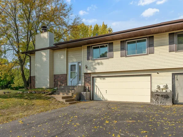 4325 Evergreen Dr, Vadnais Heights, MN 55127