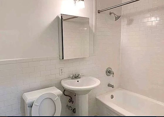 4th image of 328 E 85th St APT 3B