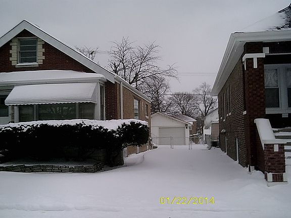 2nd image of 3541 S Elmwood Ave