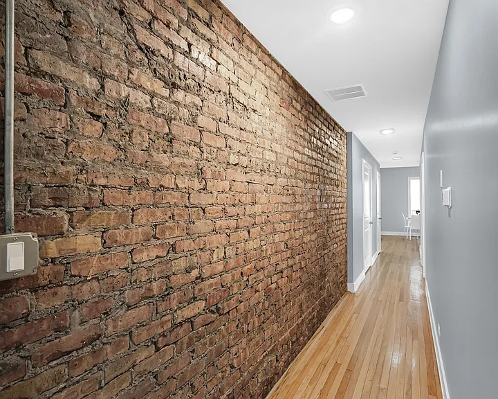 6022 S Eberhart Ave #2N — Photo 9