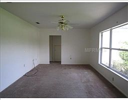 2nd image of 4060 Park Ave