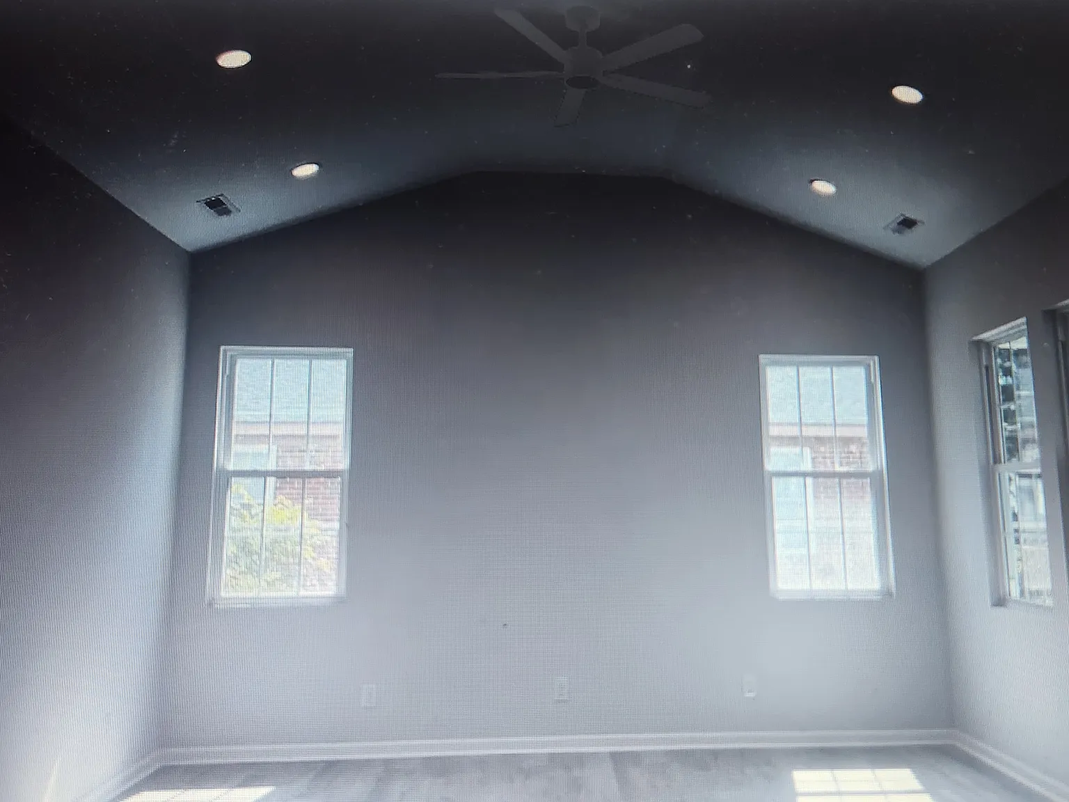 3 bed, 1320 sqft, $1,800 — Photo 4