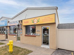 2981 Longfellow Ave, Windsor, ON N9E 2L3
