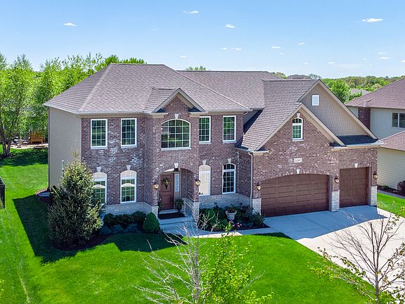 3rd image of 24507 Bantry Dr