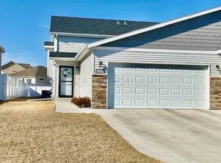 6029 59th Ave S, Fargo, ND 58104