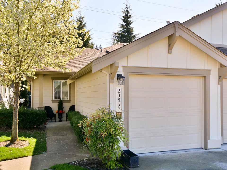 1st image of 23857 NE 112th Cir #1
