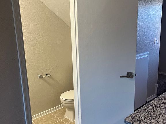 5th image of 4436 NW 36th St #12