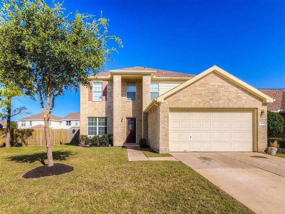 2nd image of 18018 Shady Cypress Ln