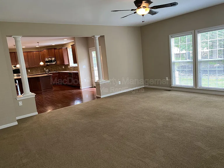 121 Riggs Rd — Photo 22