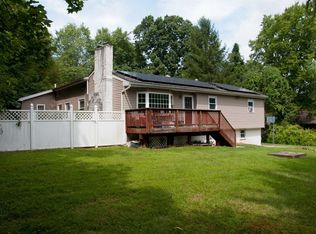 86 Lyndon Rd, Fishkill, NY 12524