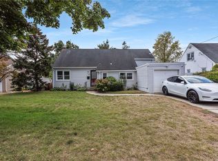 1054 Henhawk Rd, Baldwin, NY 11510