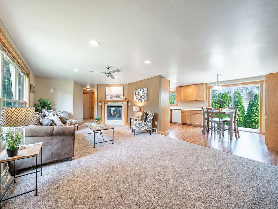 1217 Charles St, De Pere, WI 54115 MLS 50277988 Zillow