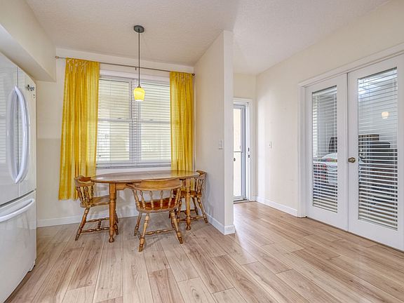 5th image of 1200 Country Club Dr APT 4103